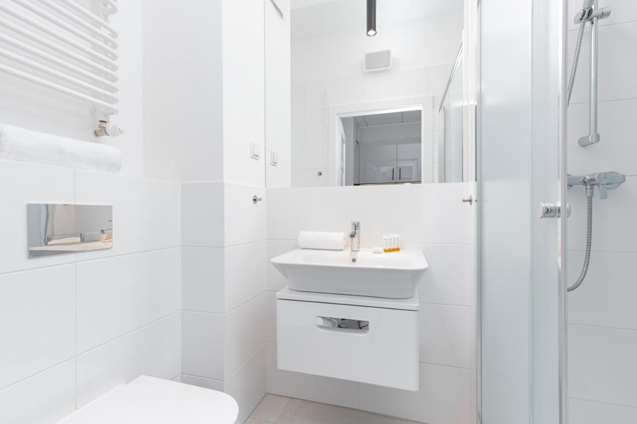 Business Center Apartments Warsaw Wola By Noclegi Renters Exteriér fotografie